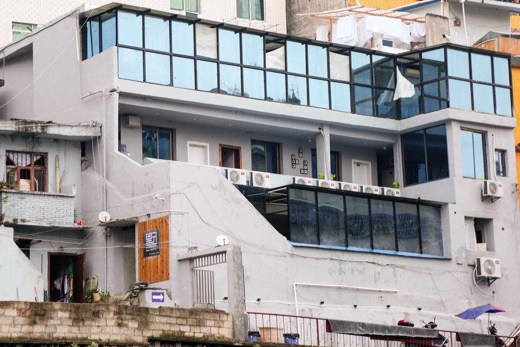 Shu Hostel Guiyang  Exteriör bild
